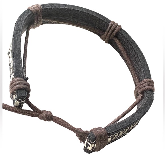 Tribal Mens Beach Surfer Earthy Brown Leather Bracelet Silver & Black Design - Picture 4 of 6